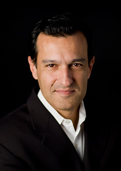 Dr. Farnam Farzam